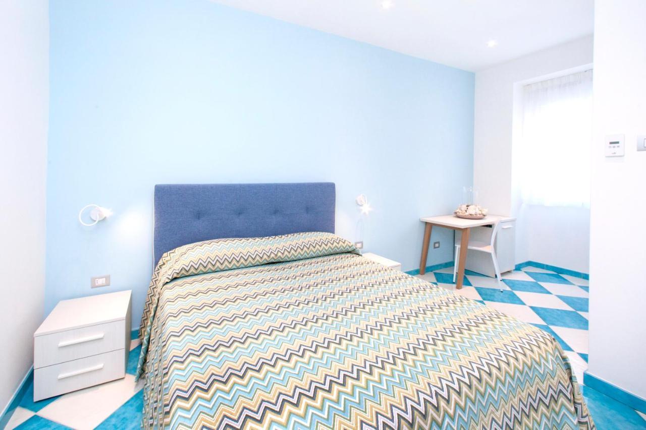 دييفا مارينا La Conchiglia Apartments المظهر الخارجي الصورة