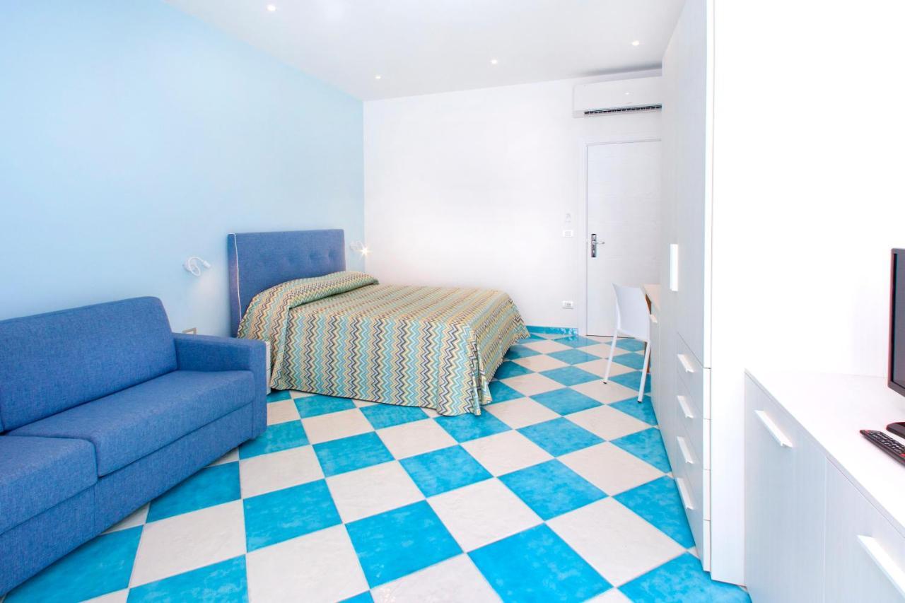 دييفا مارينا La Conchiglia Apartments المظهر الخارجي الصورة