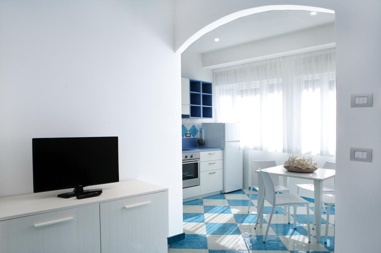 دييفا مارينا La Conchiglia Apartments المظهر الخارجي الصورة