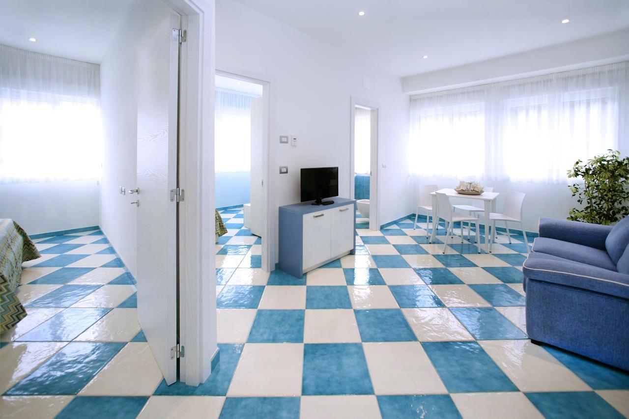 دييفا مارينا La Conchiglia Apartments المظهر الخارجي الصورة