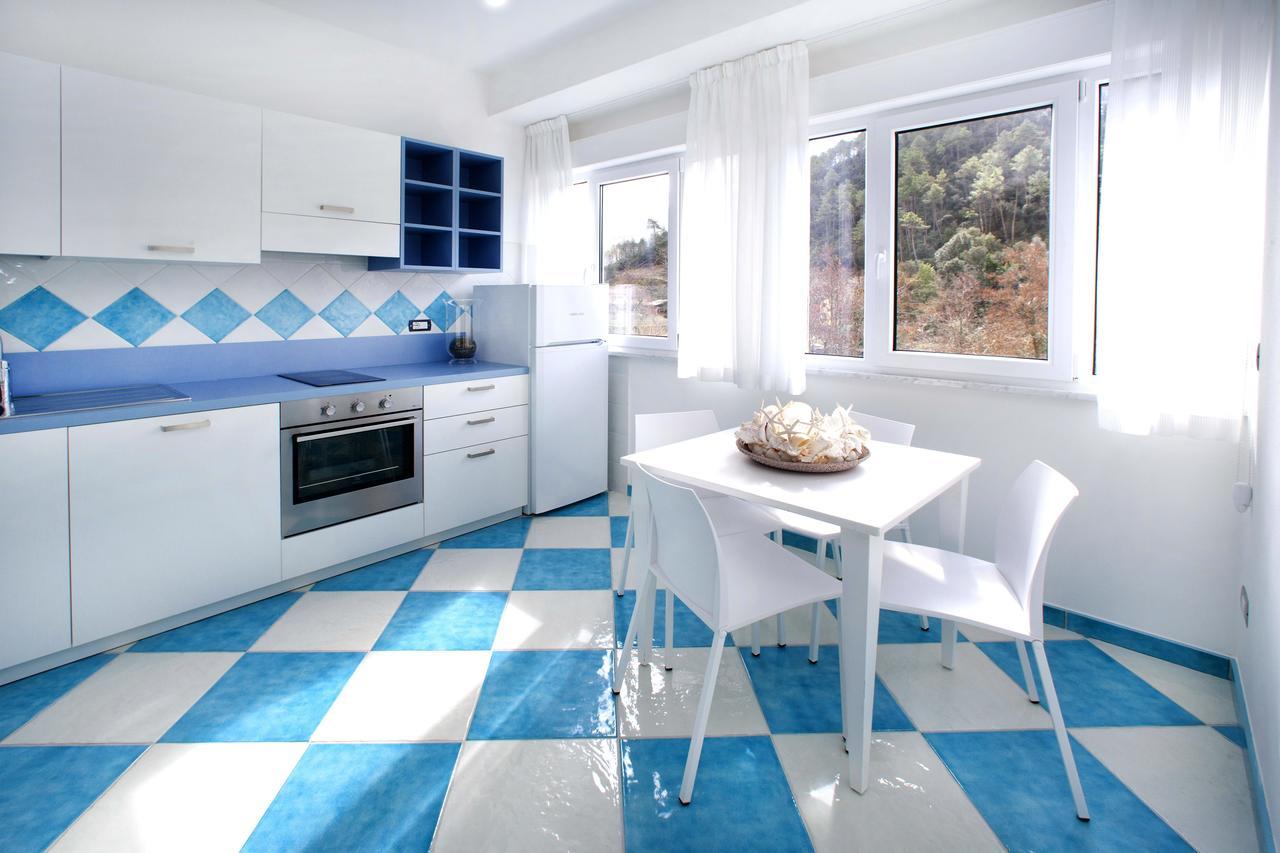 دييفا مارينا La Conchiglia Apartments المظهر الخارجي الصورة