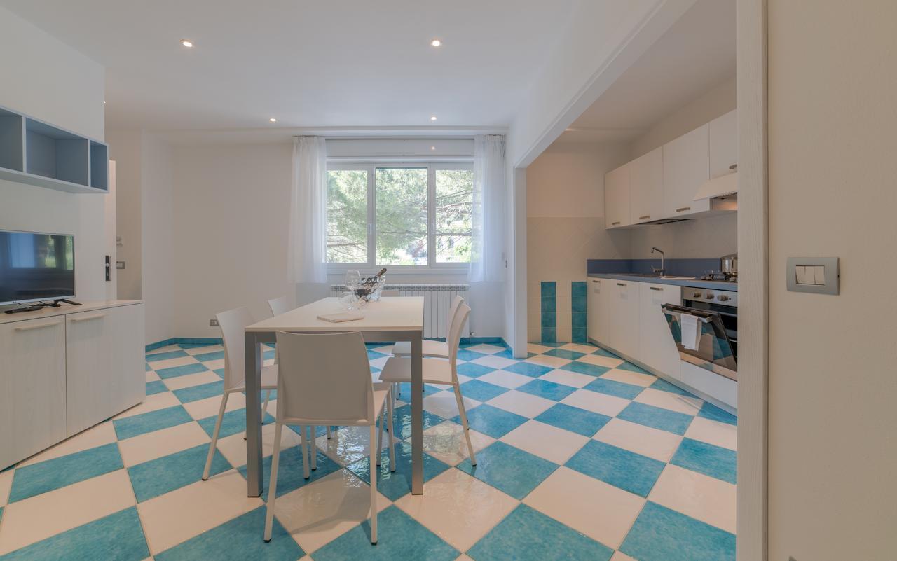 دييفا مارينا La Conchiglia Apartments المظهر الخارجي الصورة