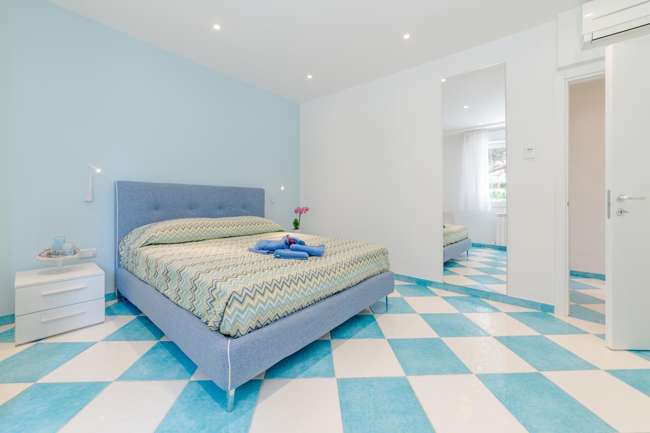 دييفا مارينا La Conchiglia Apartments المظهر الخارجي الصورة